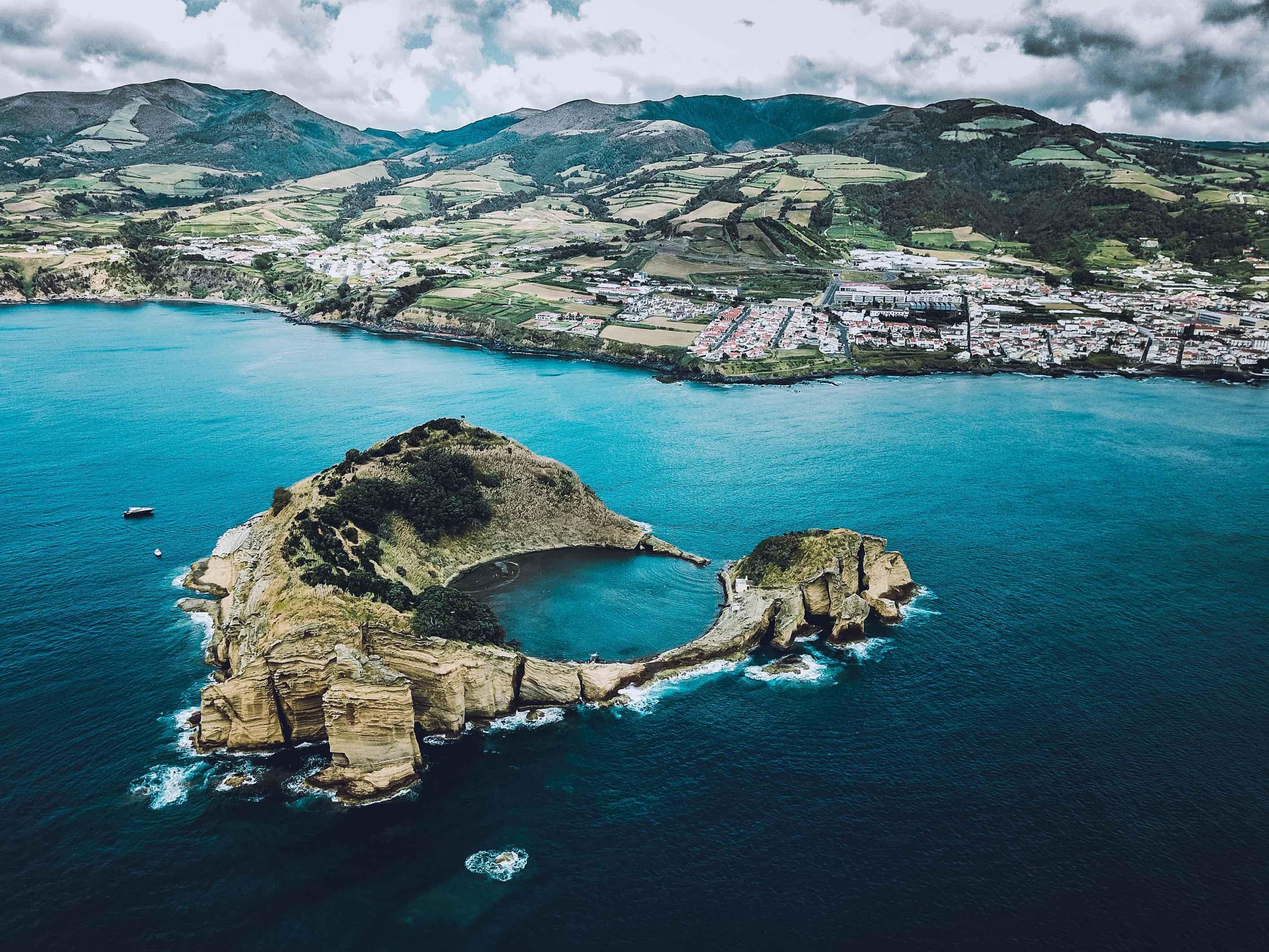 portugal - Azoren - The Azores - Photo by Ferdinand Stohr